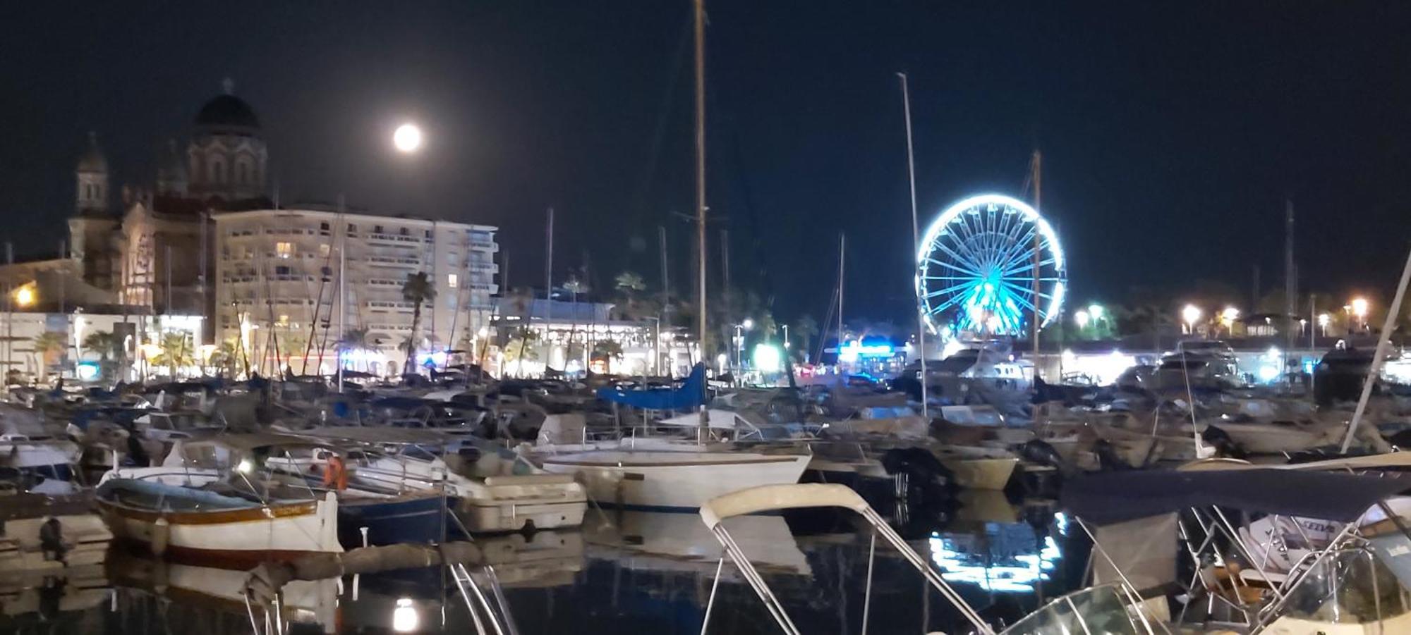 Sublime Vue Mer,Parking,Wifi Fréjus Exterior foto