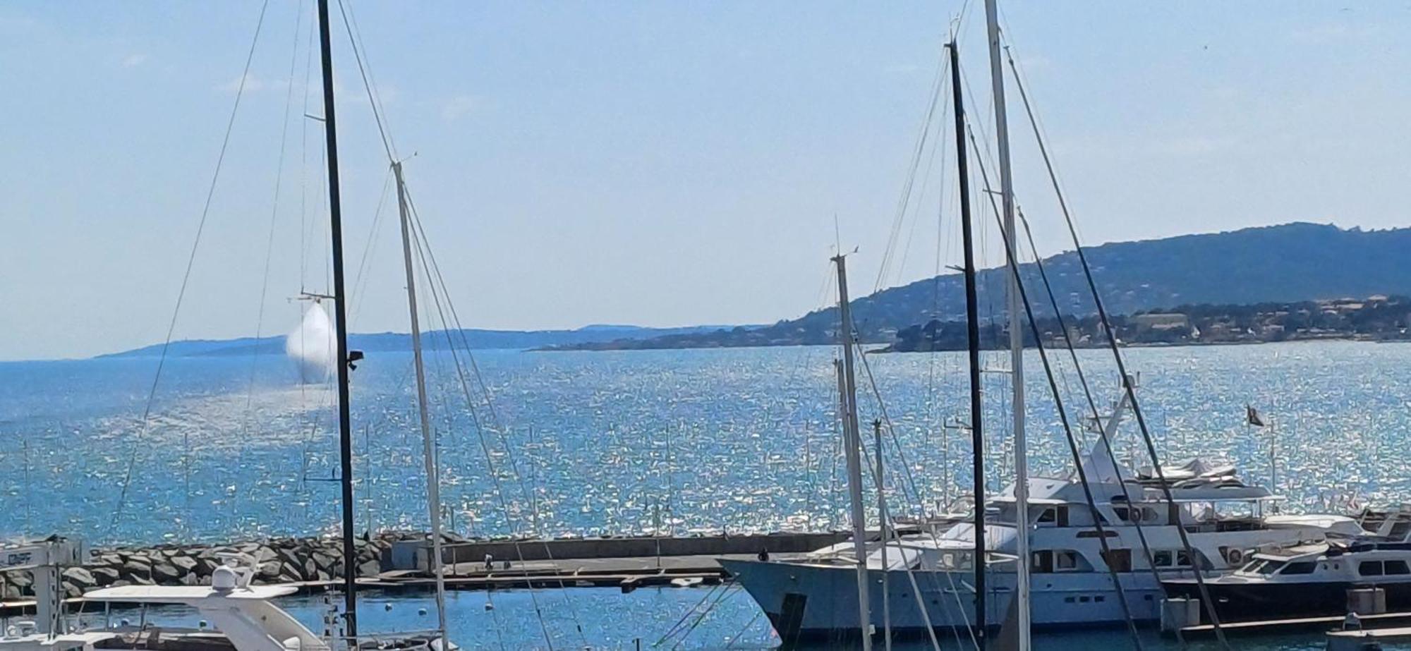 Sublime Vue Mer,Parking,Wifi Fréjus Exterior foto